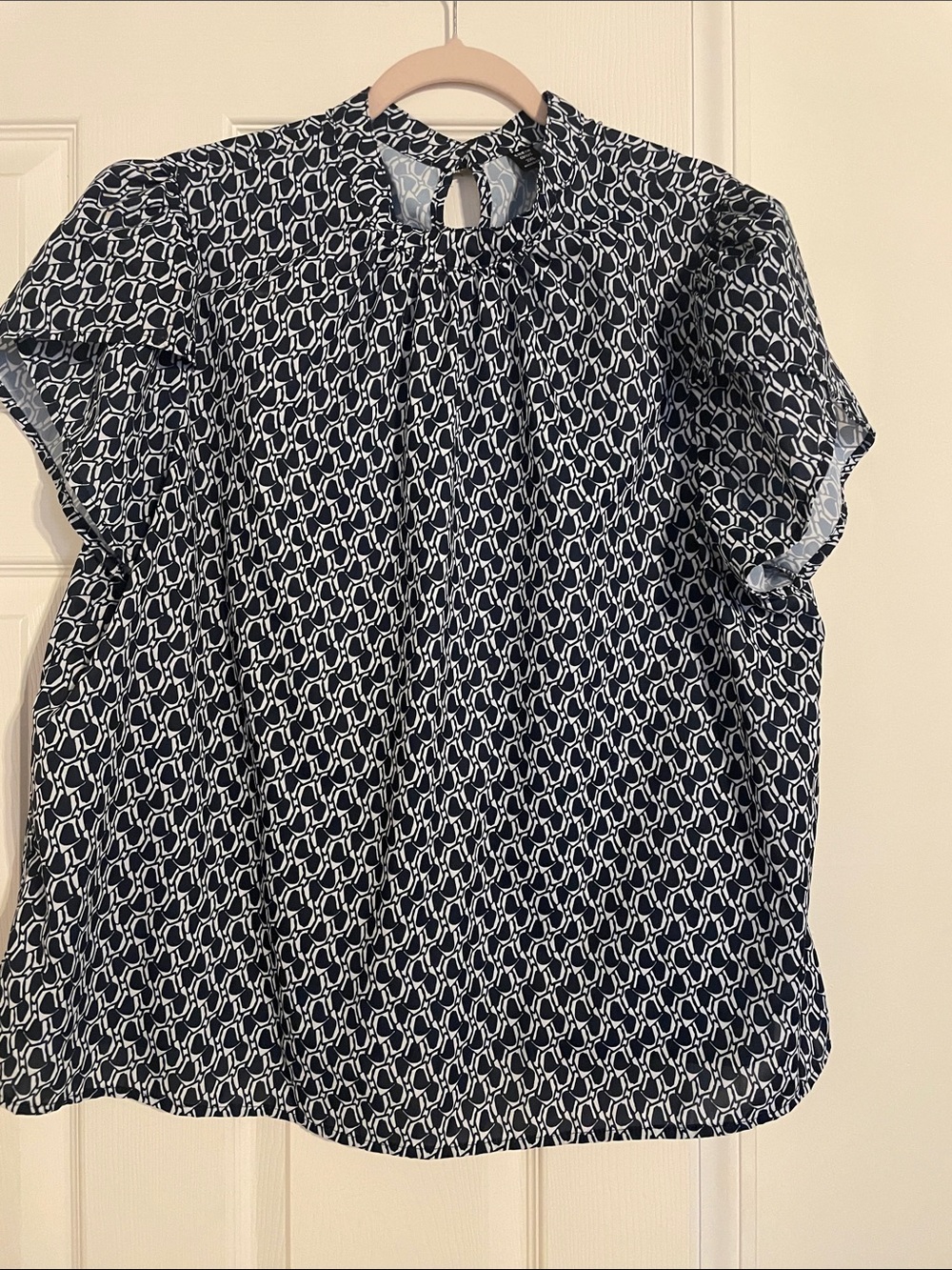 SHEIN Navy and White Geometric Ruffle Sleeve Top